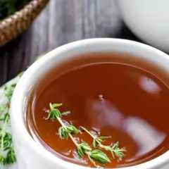 Domowa herbata tymiankowa: prosty przepis na aromatyczny napar z tymianku
