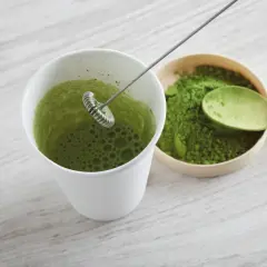 Jak prawidłowo przygotować herbatę matcha: najlepszy domowy przepis