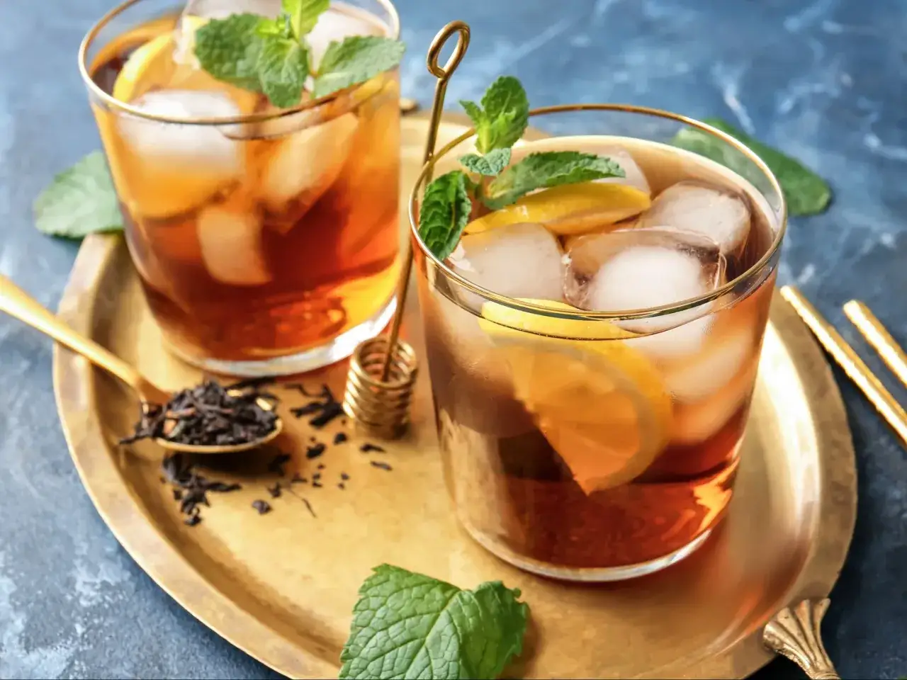 Zdjęcie Najlepszy przepis na herbatę cold brew - proste kroki przygotowania w domu
